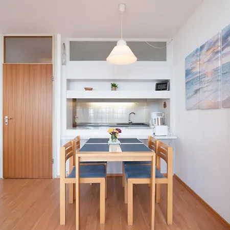 App 165 - Strandlage Apartment *